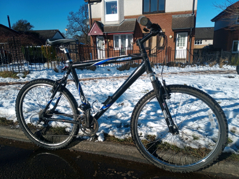 trek 4900 price